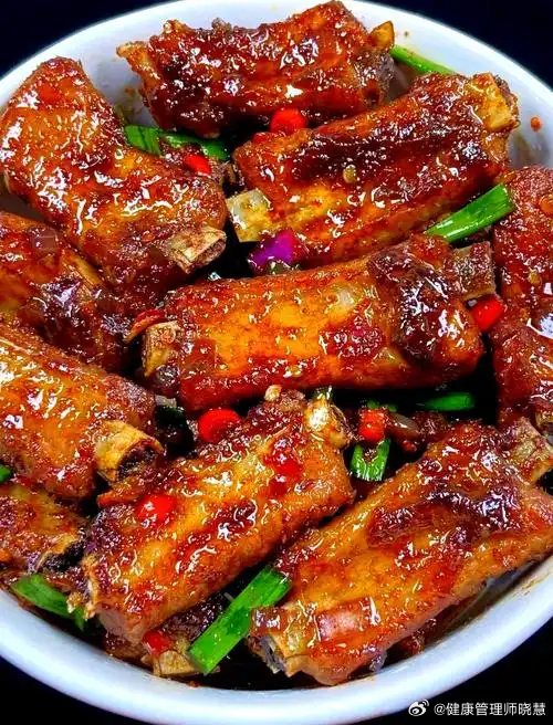 排骨上的肉可能比肥肠还肥健闻登顶计划 排骨，高营养，也高挑战！优点不容忽视：1.