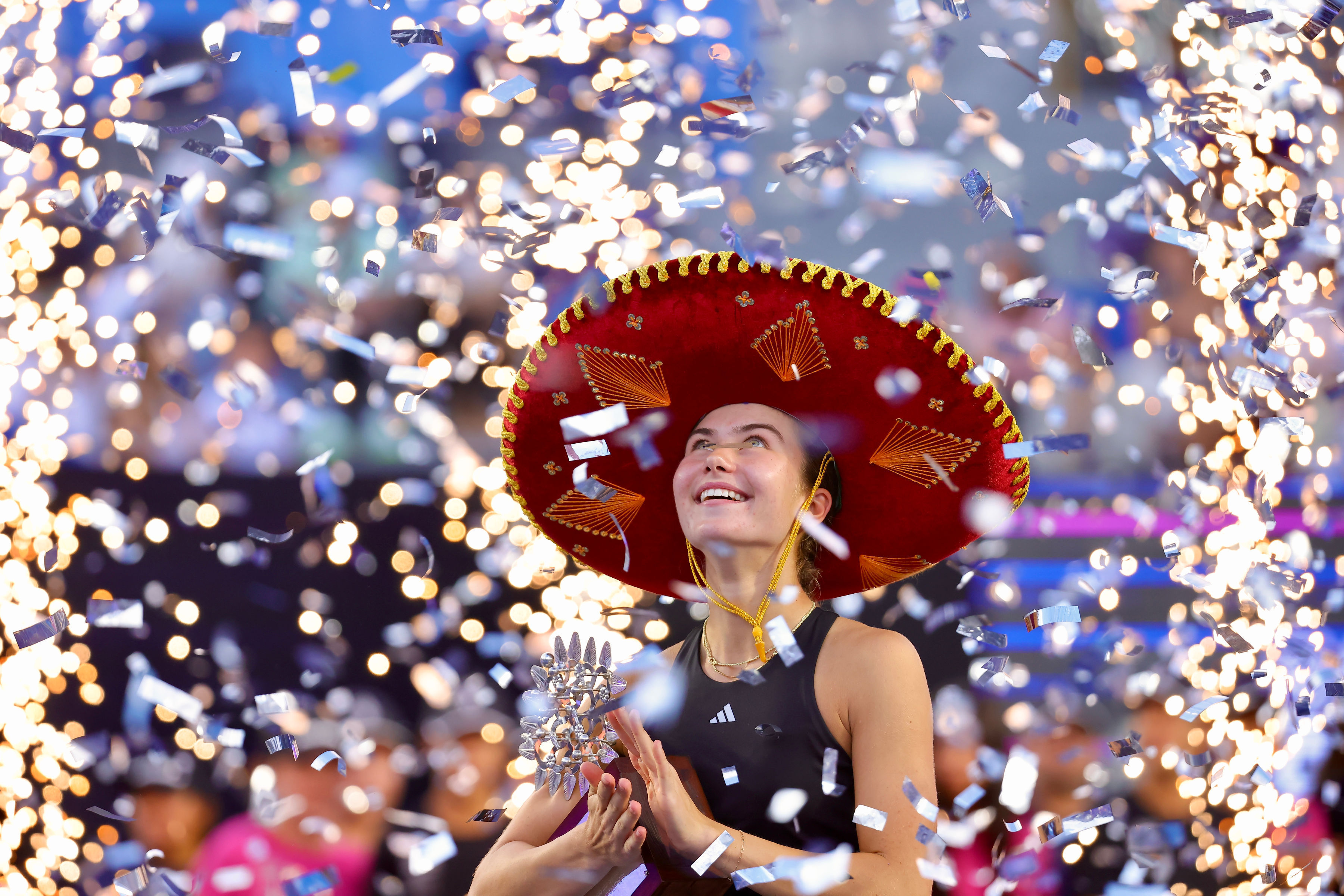 2025赛季巡回赛数据盘点：最年轻和最年长的冠军🧐本赛季最年轻的巡回赛冠军是约