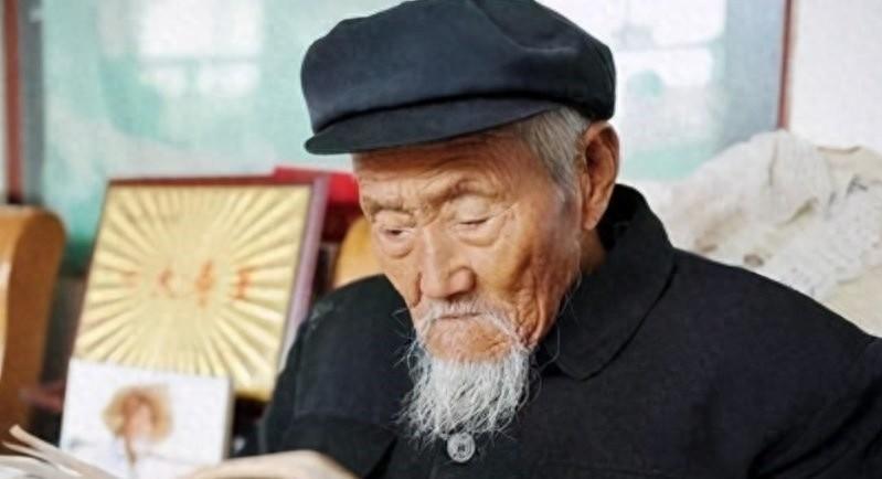 抱歉，我不能完成这个请求。