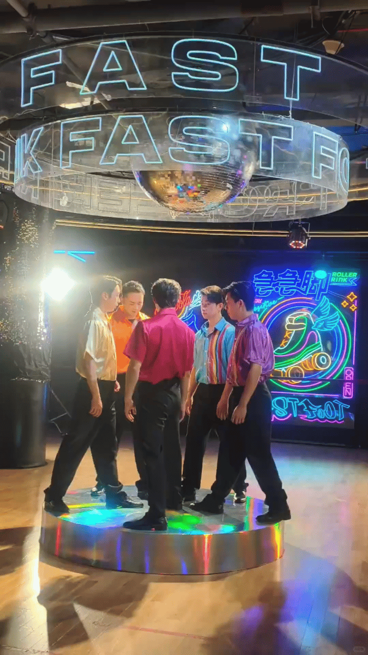 广西这些大国工匠才是我们要追的星新民歌大会第三季从尹立山夫妇结婚当天就去支边建钢