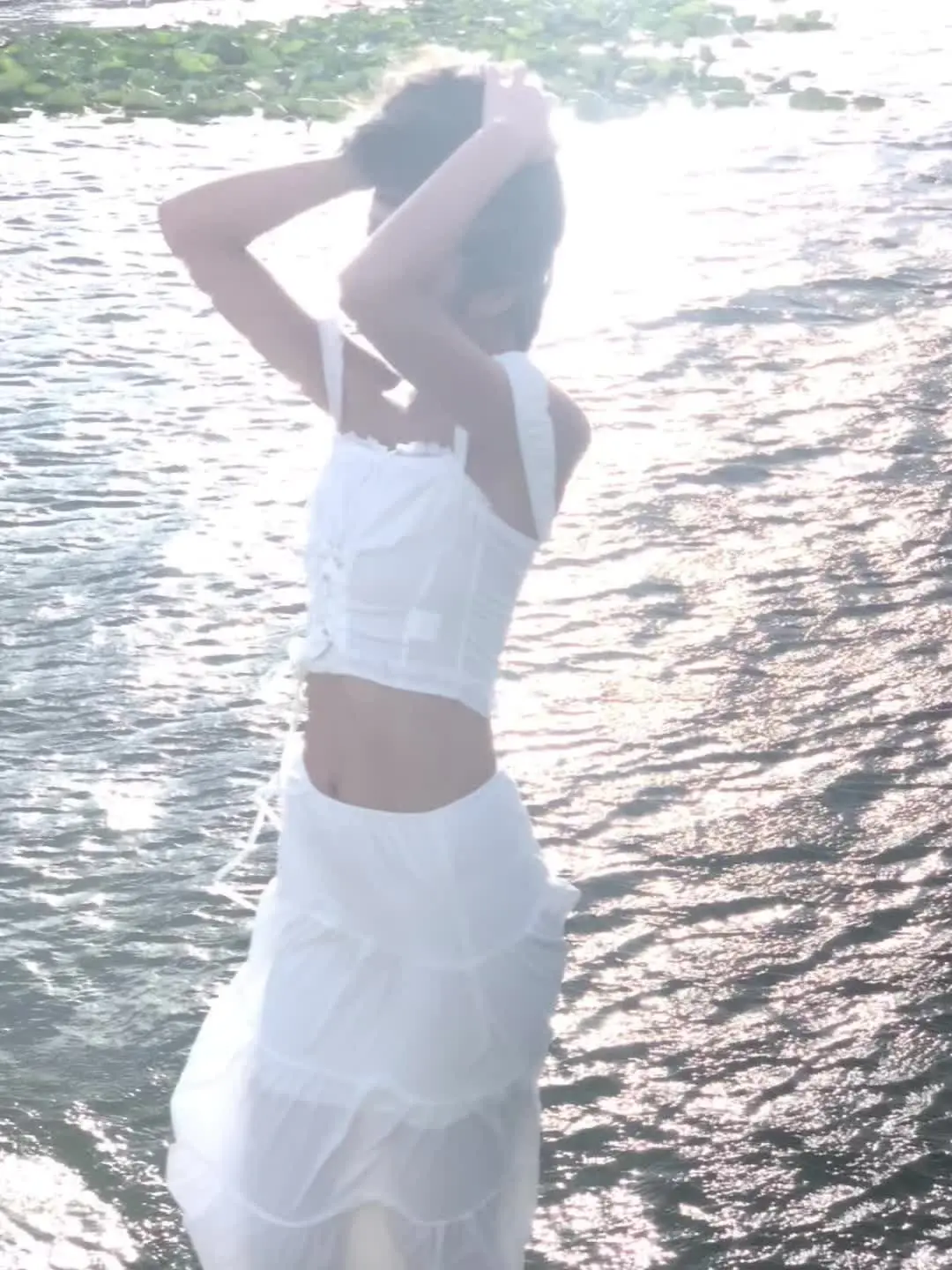 不迷恋结尾的时候 风也有形状