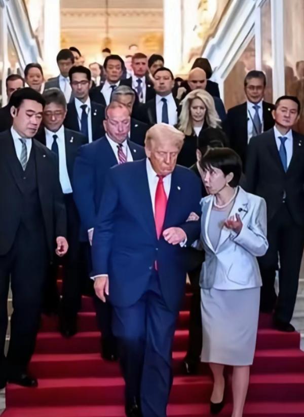 大年初一这天，日本东京发生了一件事：3名驻日美军士兵趁着放假的闲暇，先后悄悄溜进