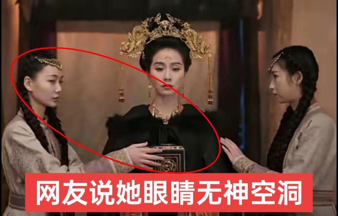 网友这么评价刘诗诗新剧中的表现，简直就是天才。

就是说这回刘诗诗的新剧播出后，