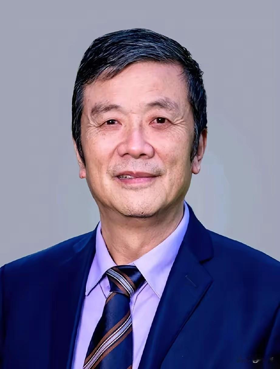 任正非的格局，在这条“家规”里体现得淋漓尽致。亲弟弟任树录在华为30多年，身为常