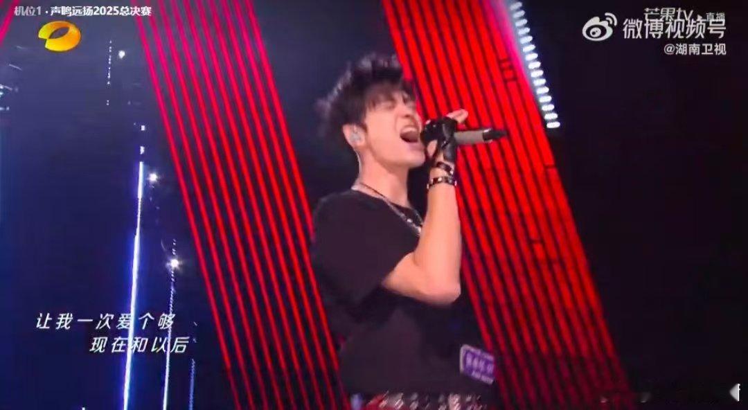 张卓尔让我一次爱个够唱跪了声鸣远扬张卓尔把《让我一次爱个够》唱出新高度！情绪一步