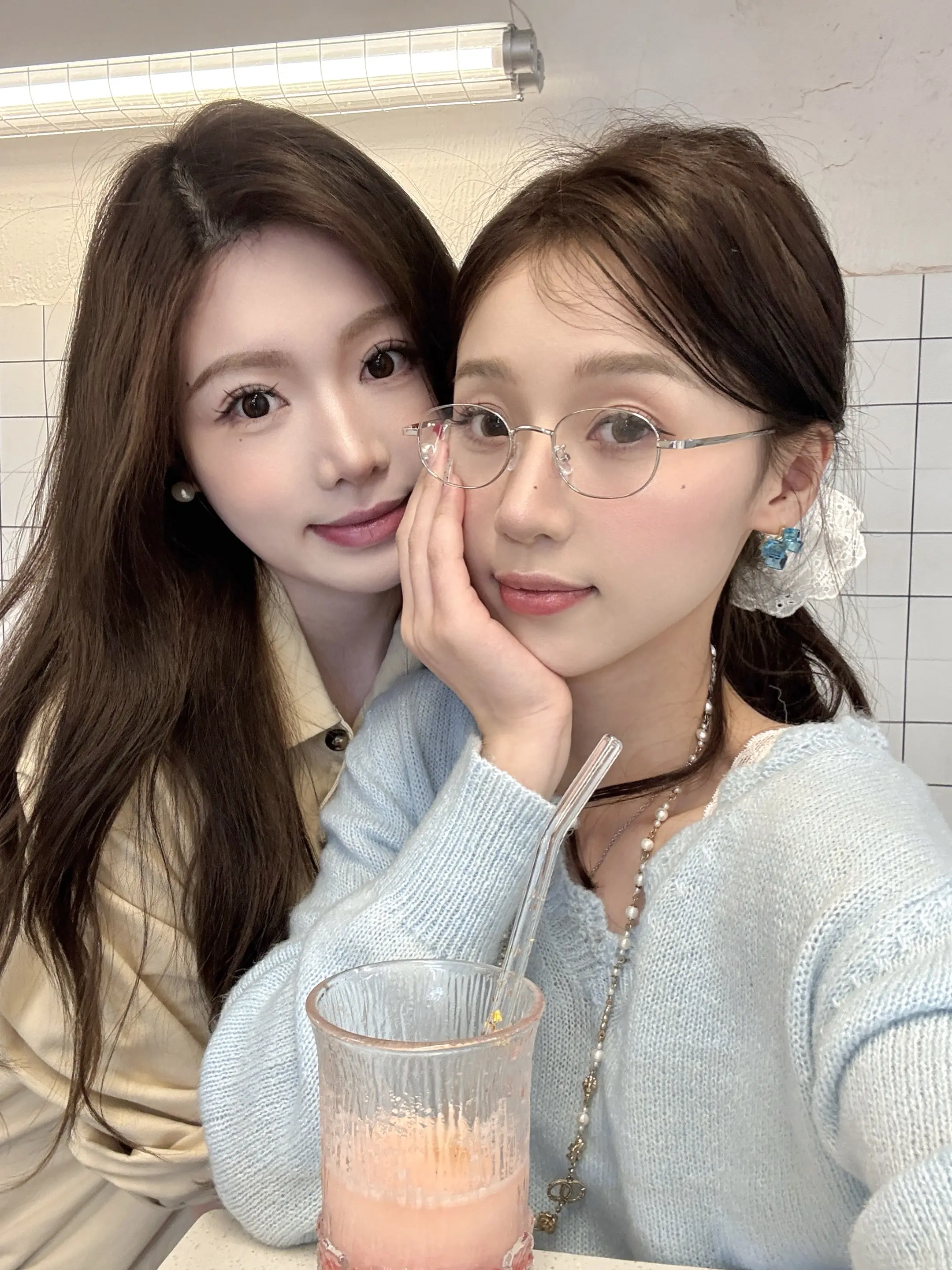 见朋友等于吸氧。