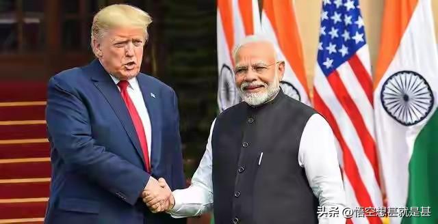 川普给莫迪老仙打电话，是川普主动打给老仙的，在美伊战争开打之前，川普几乎没主动给