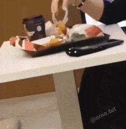 谁说有美甲就不方便