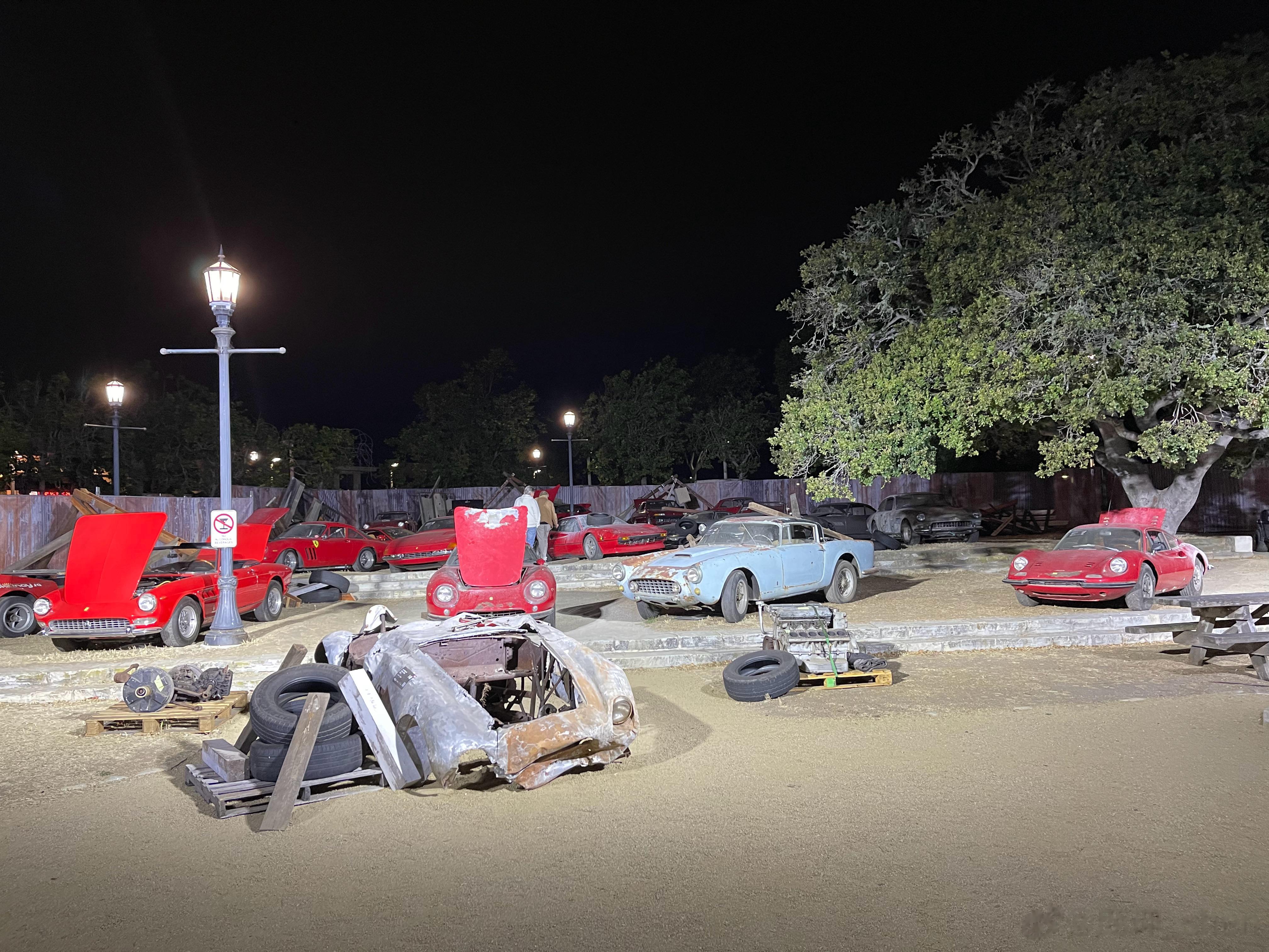 #shen车视界# 这批车的布展真的太棒了，就是价格真的太高了[二哈]  ​​​