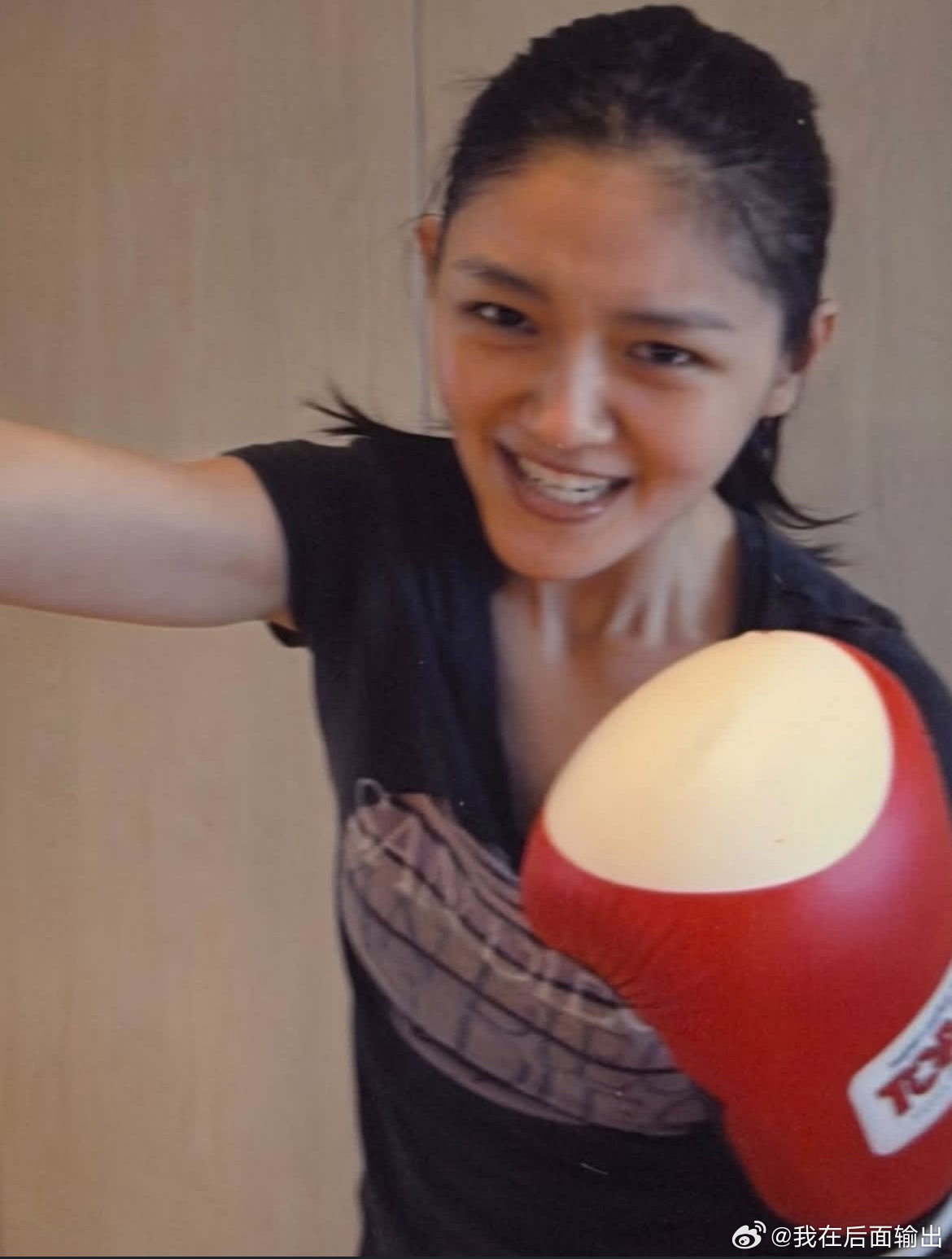 小s  ins更新一张大s拳击🥊照片小s大s大s拳击 改变了我以往对大s的认识
