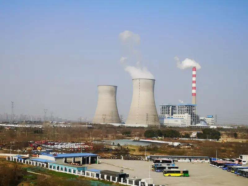 现在环保问题越来越受重视，域南电场和淮南发电场确实有必要升级设备。传统电机和炉灶