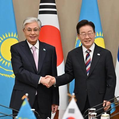 宁愿等19年，也要绕开中国！9月16日，韩国把中亚五国总统请进首尔，签下70多份