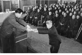 1974年，毛主席与周总理双双抵达长沙，并作出两个重要的决策，其中就有特赦国民党