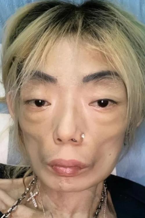 2000年，伍智恒嫁给了“永安百货太子爷”郭永淳。8年婚姻，让伍智恒做了10次肠