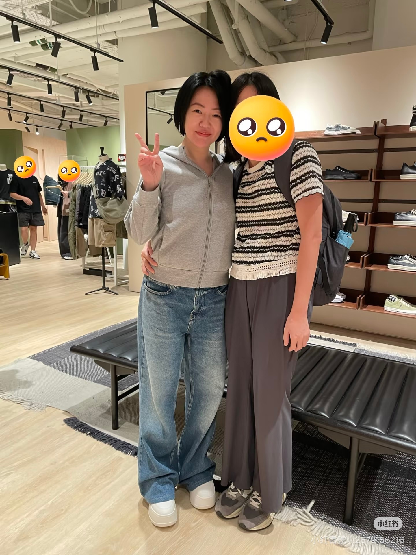 网友香港偶遇小S，还抱了两次🥺🥺🥺 