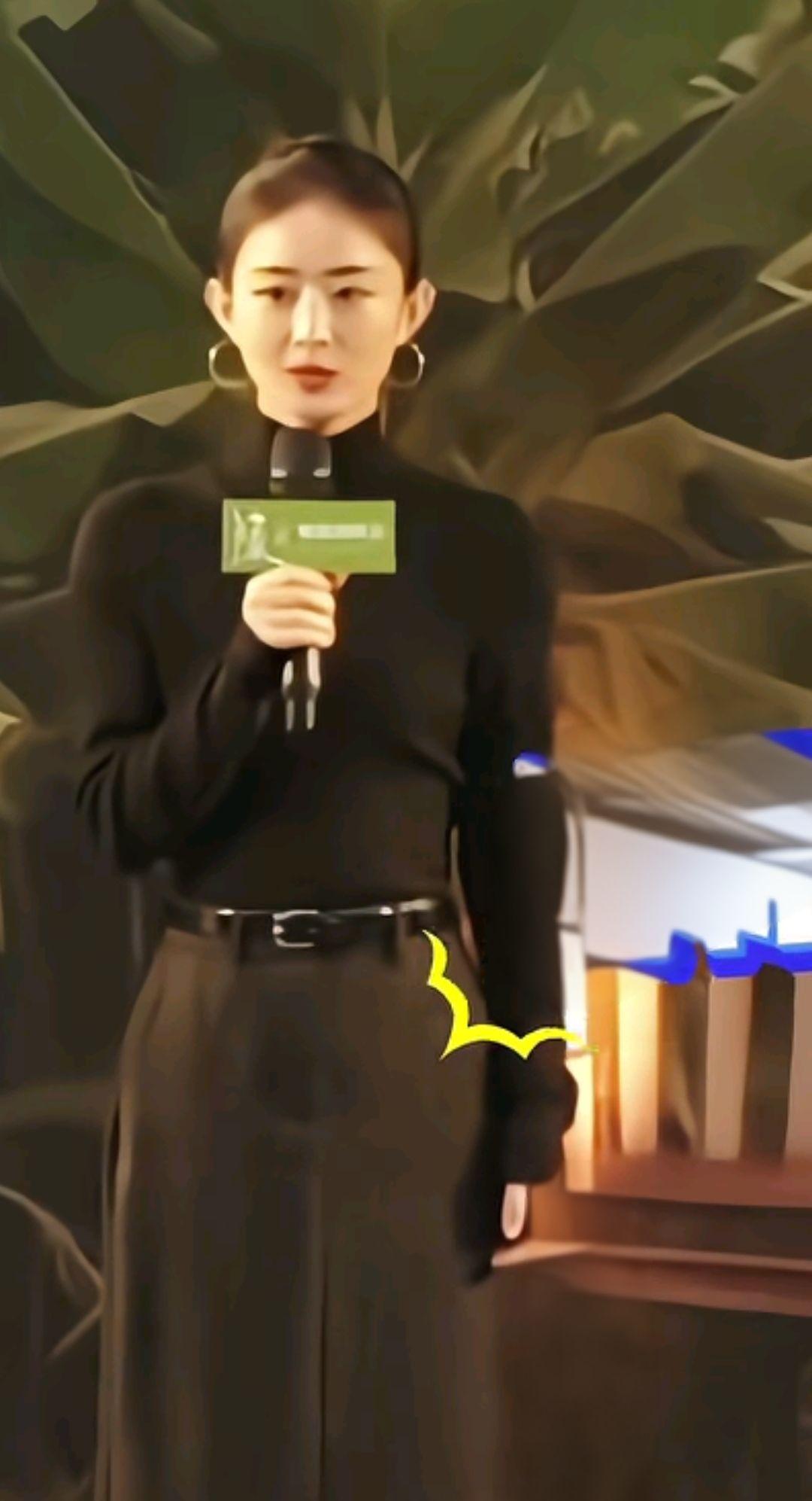 宣布退圈，不要呀！颜值在线，演技在线，还年轻呢！舍不得呀！好喜欢看你演的花千骨！