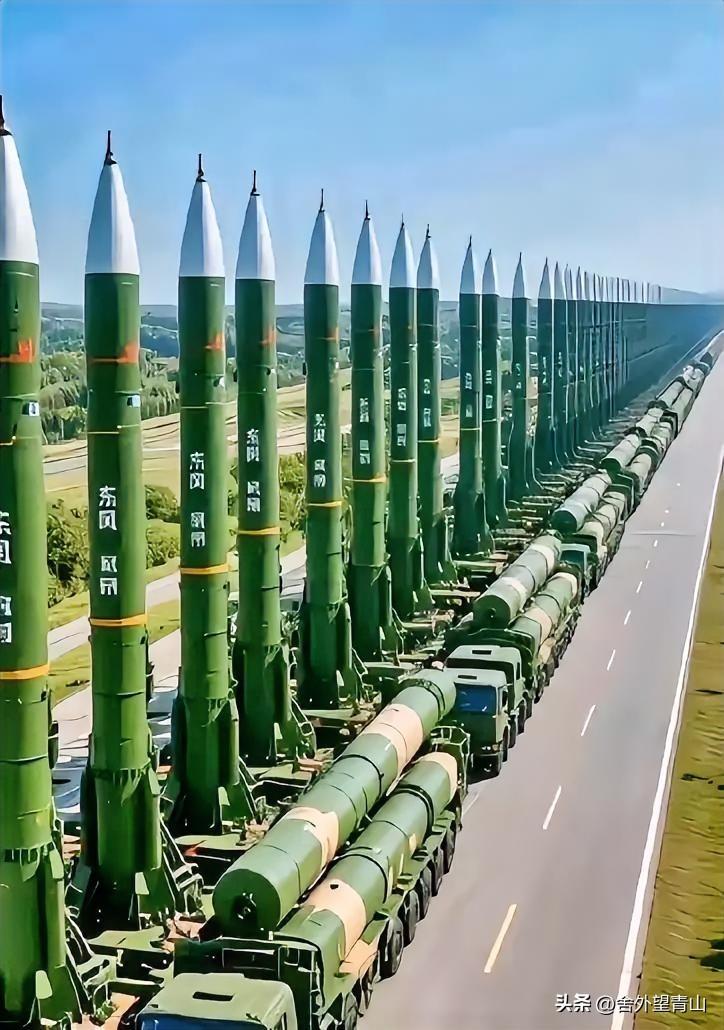 导弹“全时”竖立就等一声令下！
​中俄伊刚刚“战略对表”以后，2月4号，央视军事