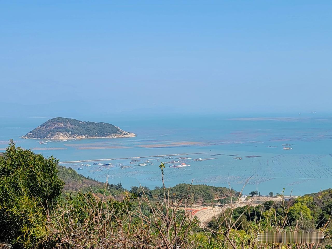 又见那片海（摄于2025.1.24  汕头·南澳）
        前往南澳海岛