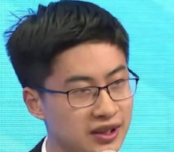 为什么要和美国干到底？就这么说吧，要是不干到底，那中国下一代就“完了”！最近清华