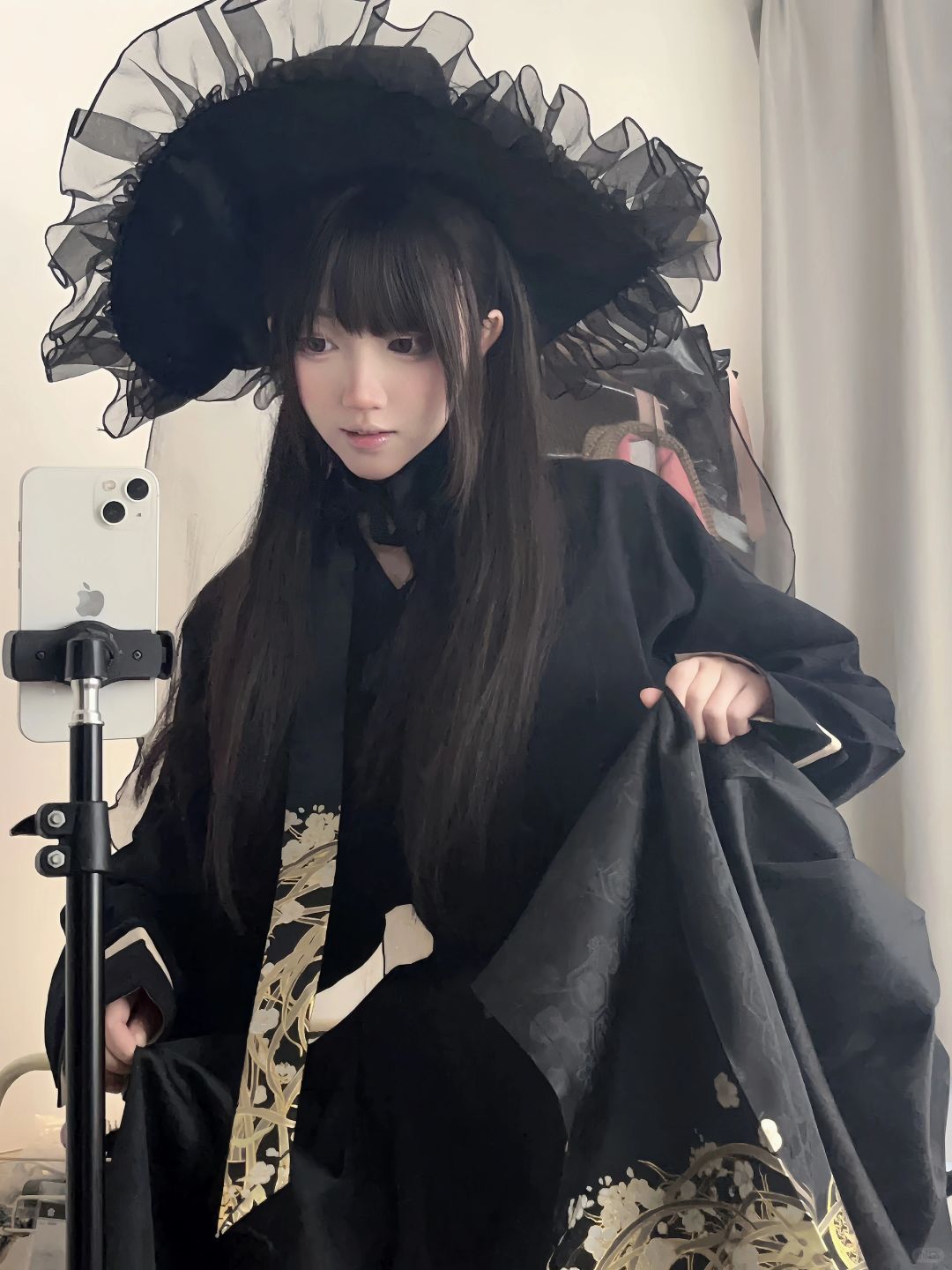 走两步摔一跤 怪不得他们叫我大摔哥