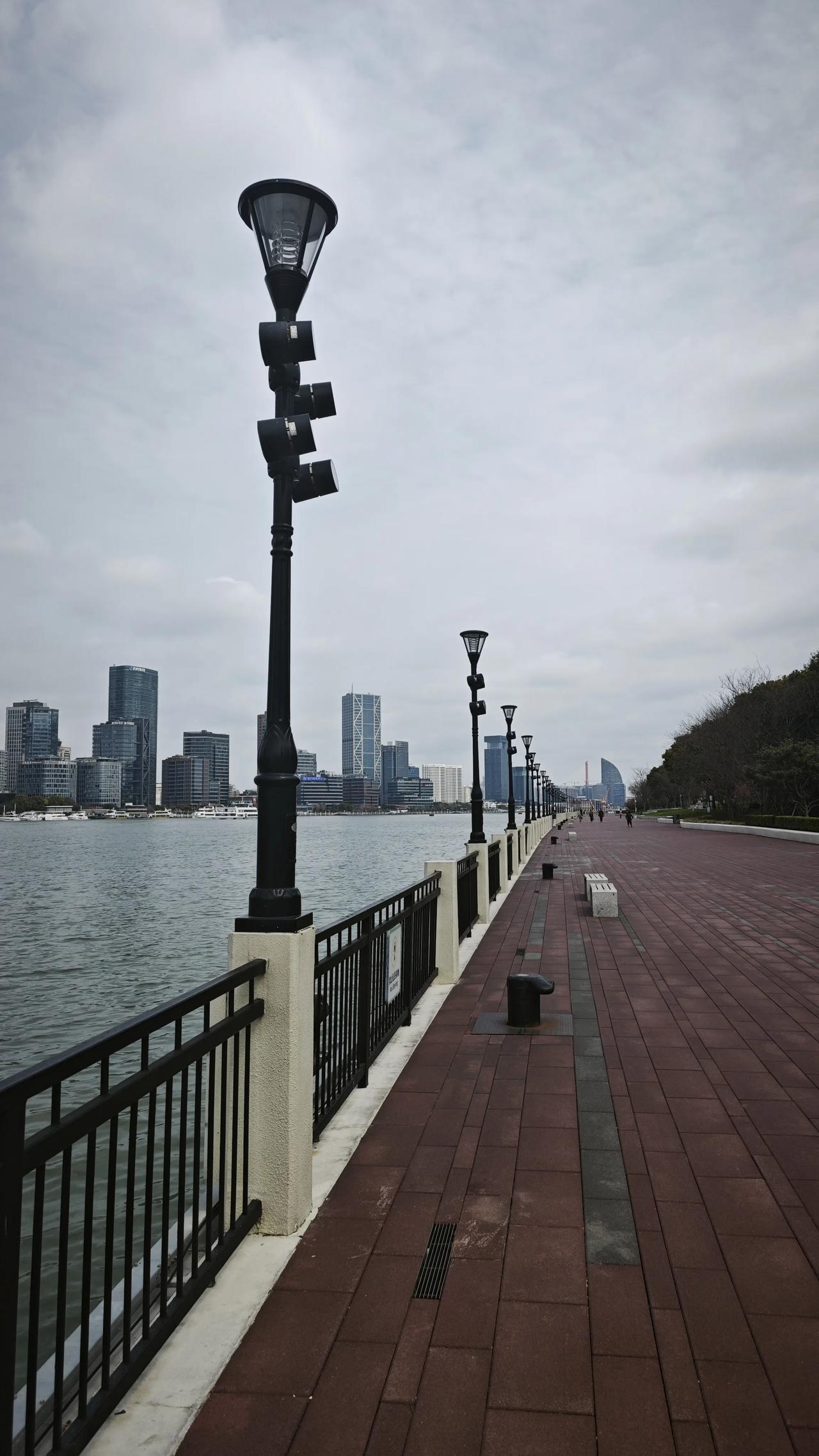 “海洋工程+航天测控”海兰信商业航天+竞争对手一次性说清楚
 
 小李：林哥，我