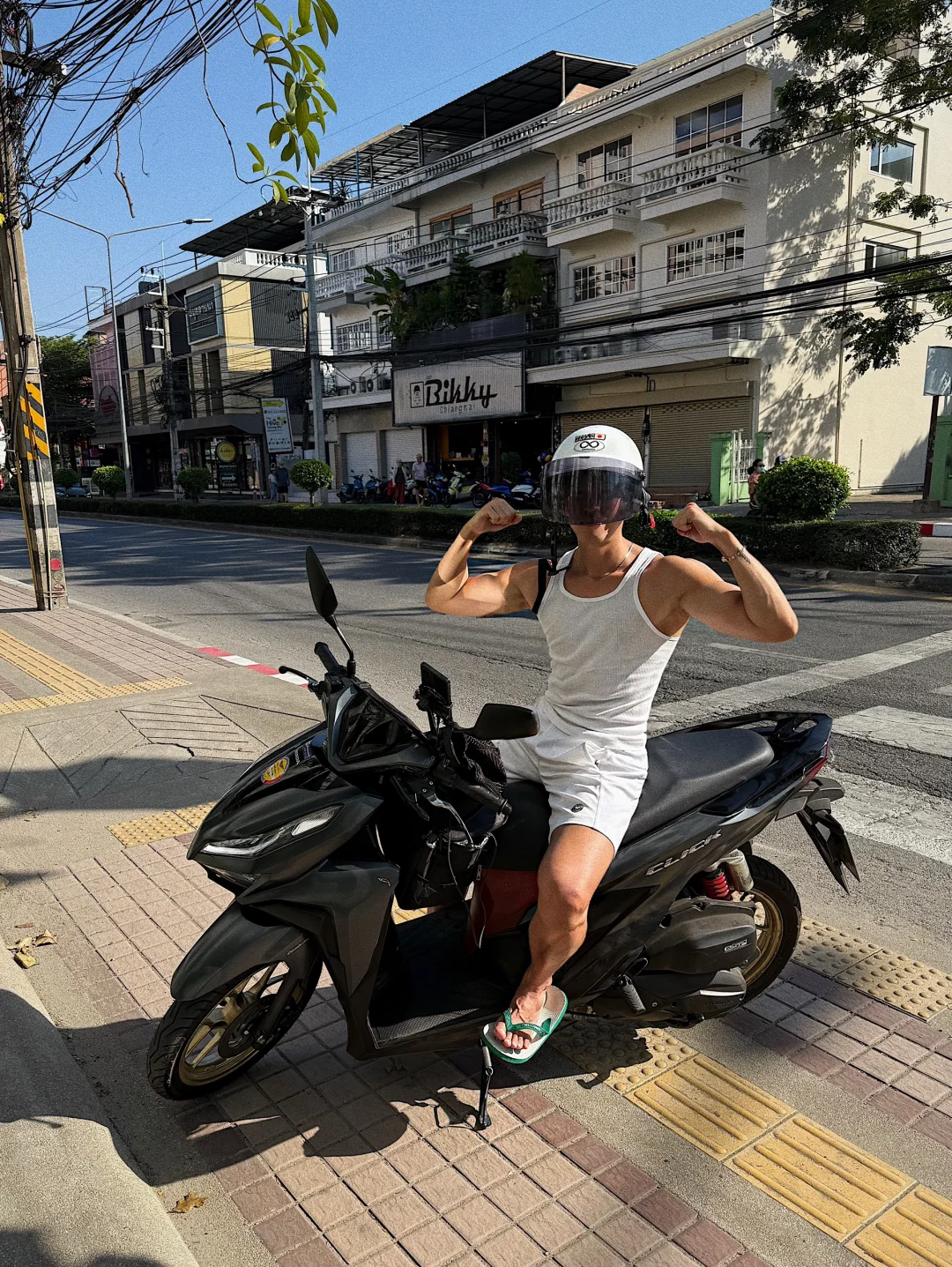 请帮我推给所有喜欢夏天的人吧✨🏍️🌴