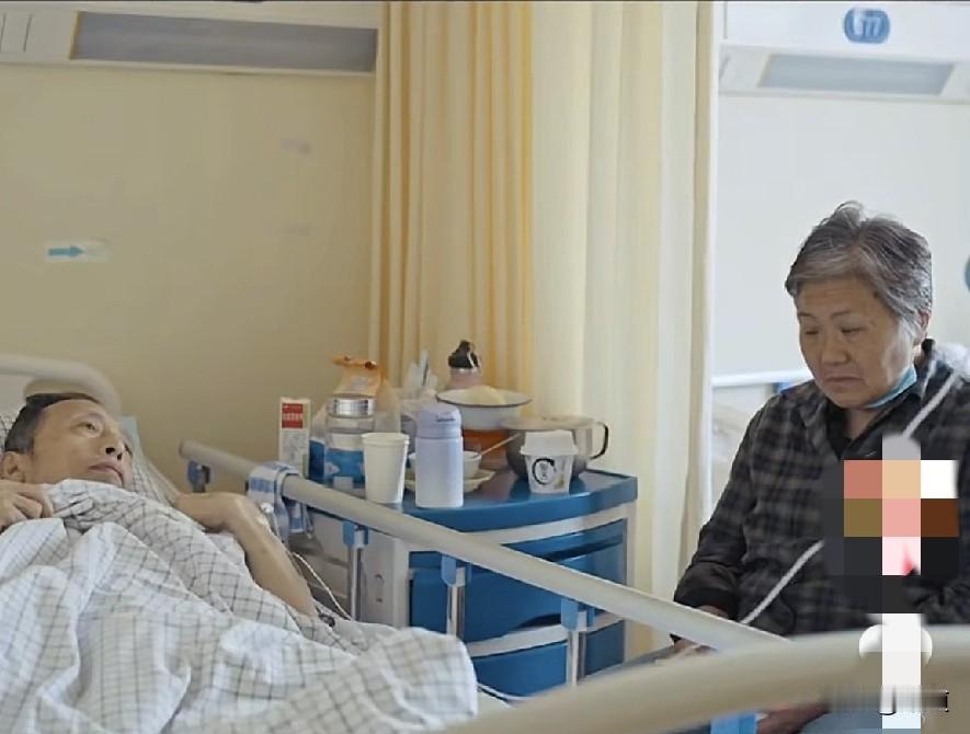对于李抗美和老李在一起生活18年，自己又出钱又出力这件事吧，许多人看的都是表面的
