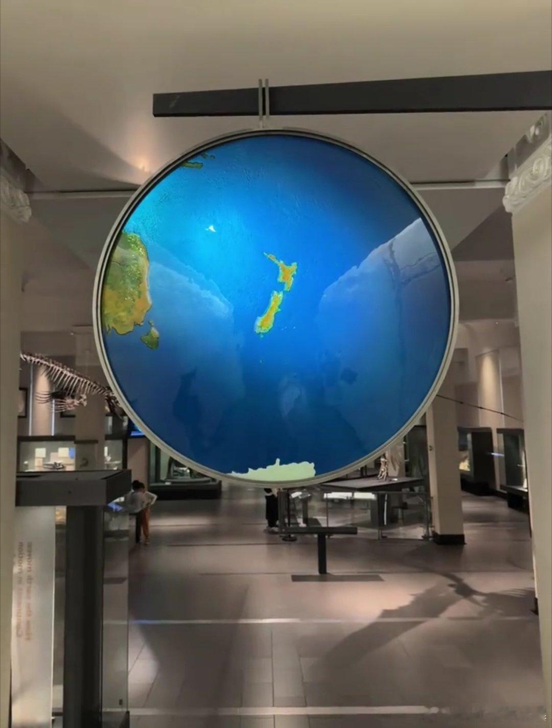 新西兰版本的世界地图：世界在别处  校园共创计划春风里派对