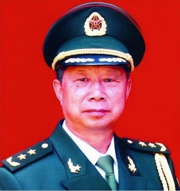 1985年，时任第67集团军参谋长的粟裕长子粟戎生率部参加对越自卫反击战，在老山