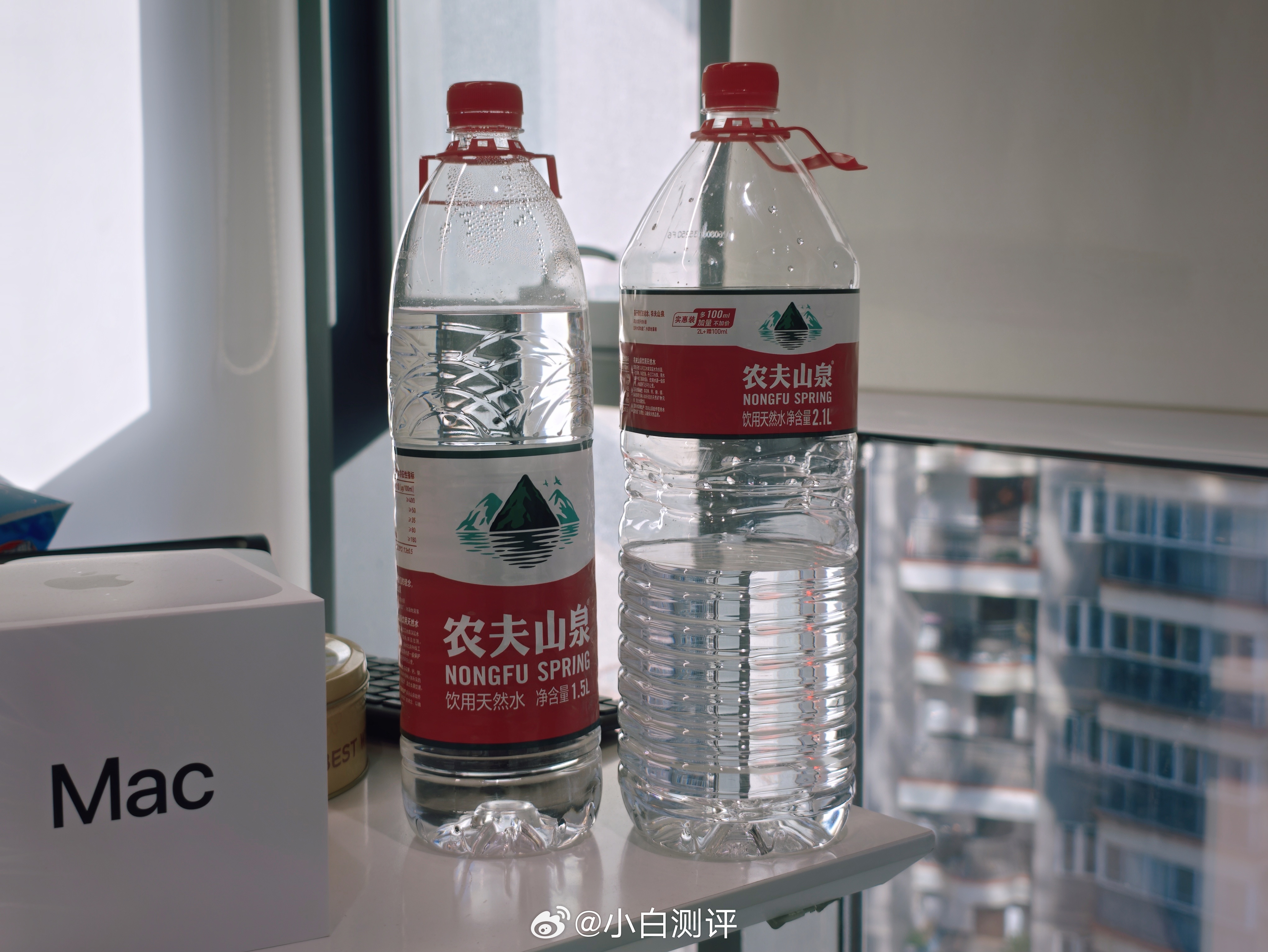 薄肌理论 严肃进入喝大水时代 现在好像很流行喝大水、睡大觉、练薄肌。发现我们工作