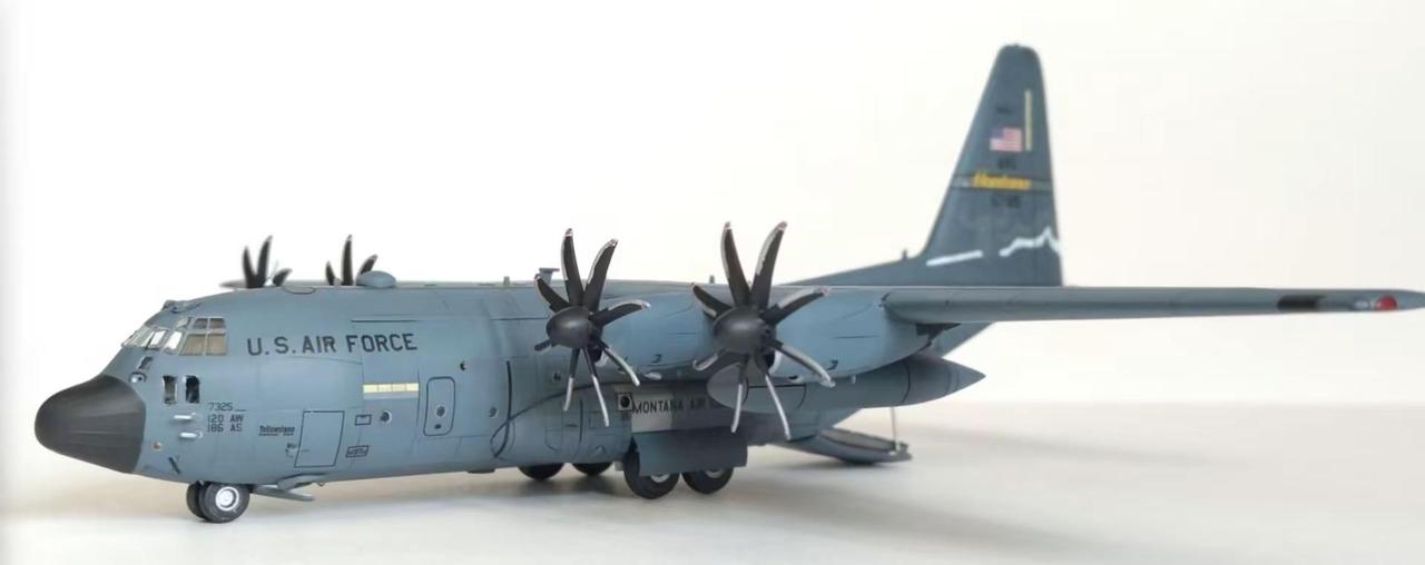 1/144大力神运输机