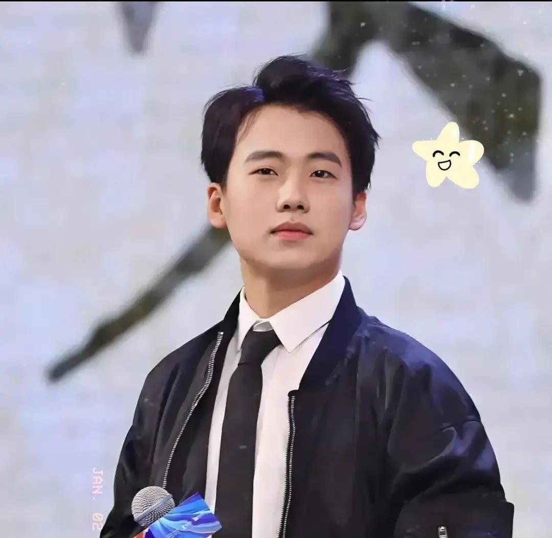 陈道明一句“抬眼就有算盘声”，直接给郭麒麟的范思辙盖了戳。
这哪是演戏，分明是把