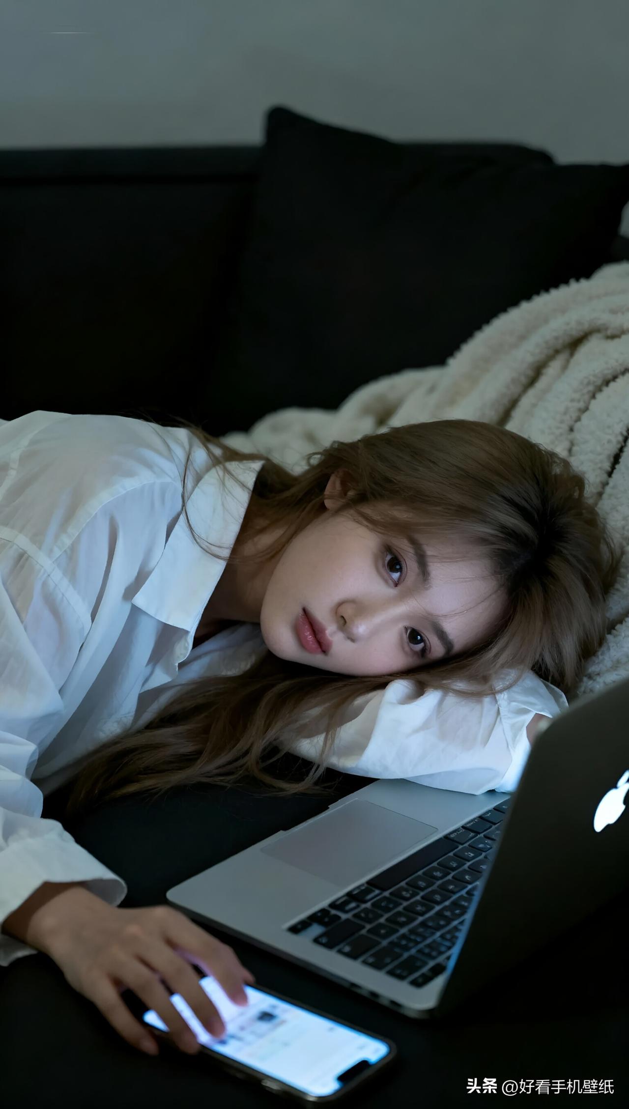 有哪些手机壁纸是你长期不换的来一张你珍藏的壁纸 分享一张你手机里舍不得删的照片