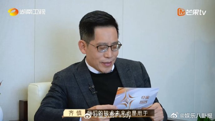 deepseek降本增效赛道的卷王哇哦，deepseek这“卷王”赛道上真是一骑