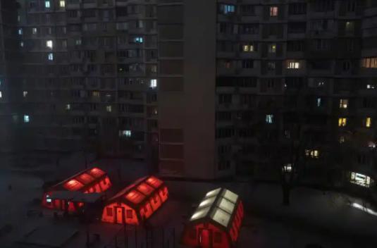 说的直接一点，现在的乌克兰并没有咱们想象的那么可怜，就算乌克兰的街上全是寡妇，只