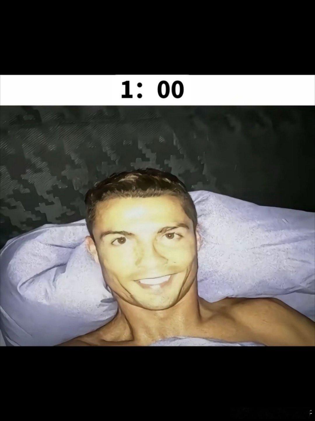 现在还没睡的都是最棒的👍🏻 