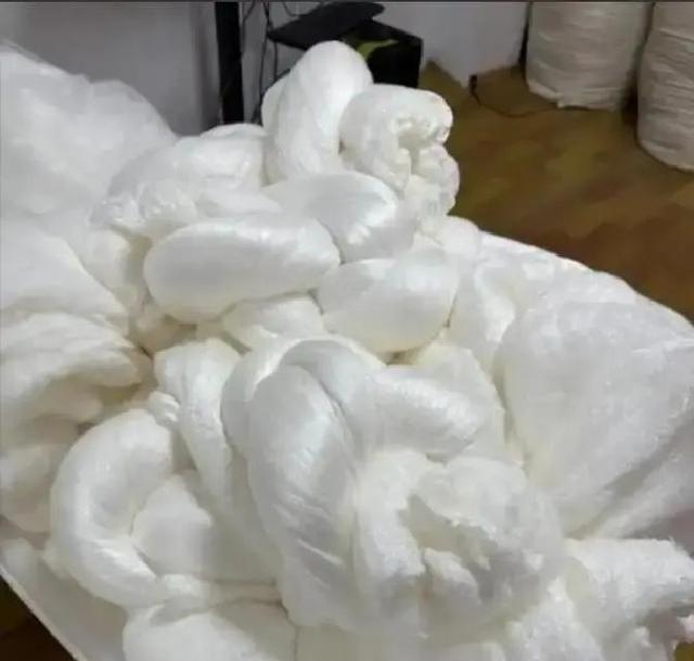 人类历史上最暴利的垄断是什么，你绝对想不到，人类最狠的垄断，不是石油，也不是芯片