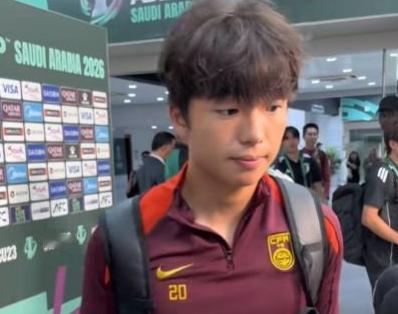 【李镇全说在场上有种无力感 恨自己技不如人不够强，这是真实差距】U23亚洲杯决赛