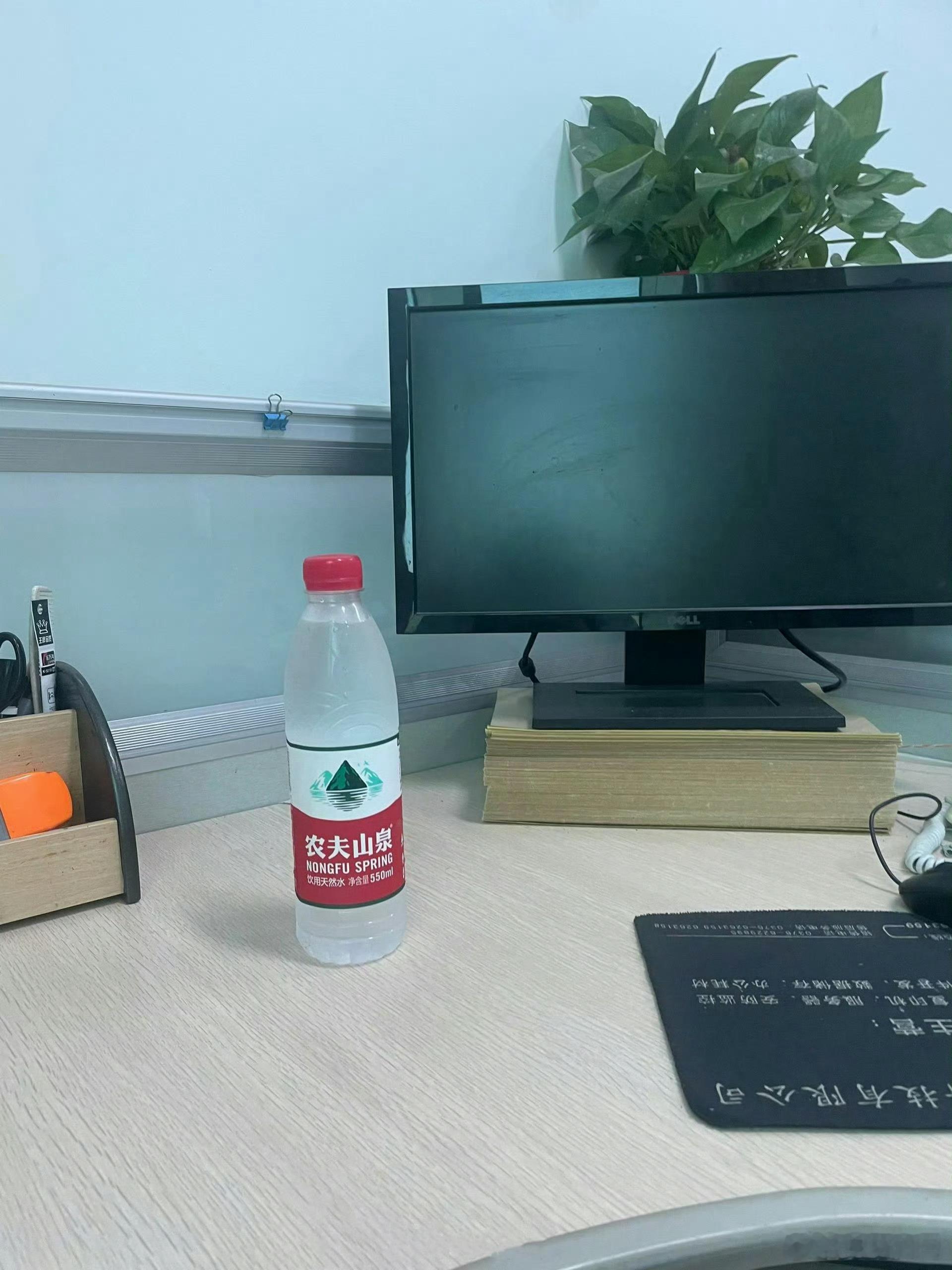 托关系找的工作 我真的谢父母托关系找的工作应该去吗