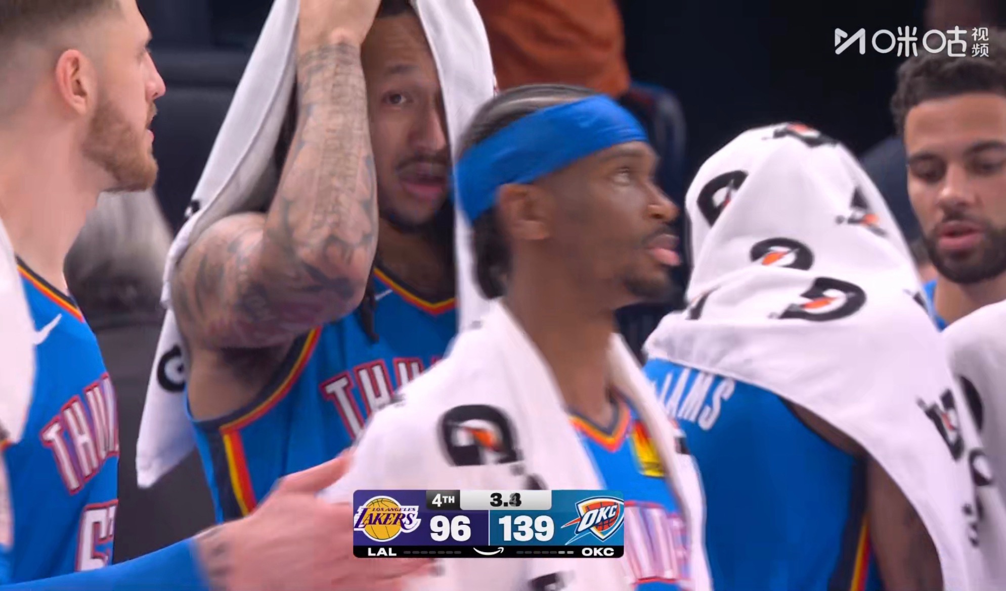 湖人96-139不敌雷霆，输了是小事，球员受伤是大事。湖人vs雷霆 东契奇疑似左