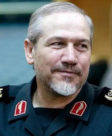 【伊朗最高领袖军事顾问穆赫辛．雷扎伊说，美国人"害怕持续战争"，伊朗已做好"打持