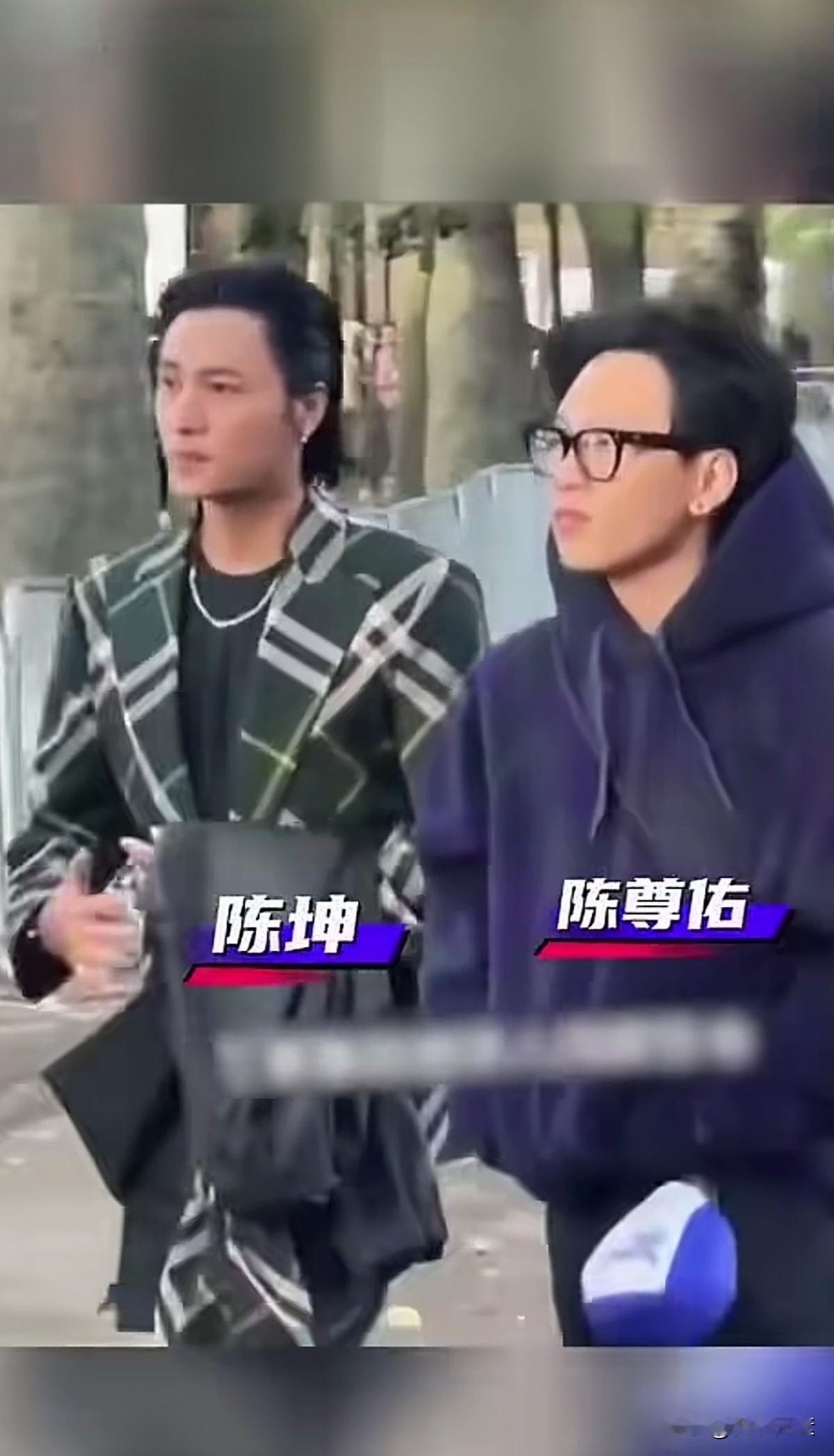 陈坤，谜一样的男人。
眼神深邃，帅气逼人。
他至今单身却有一个二十多岁的儿子，