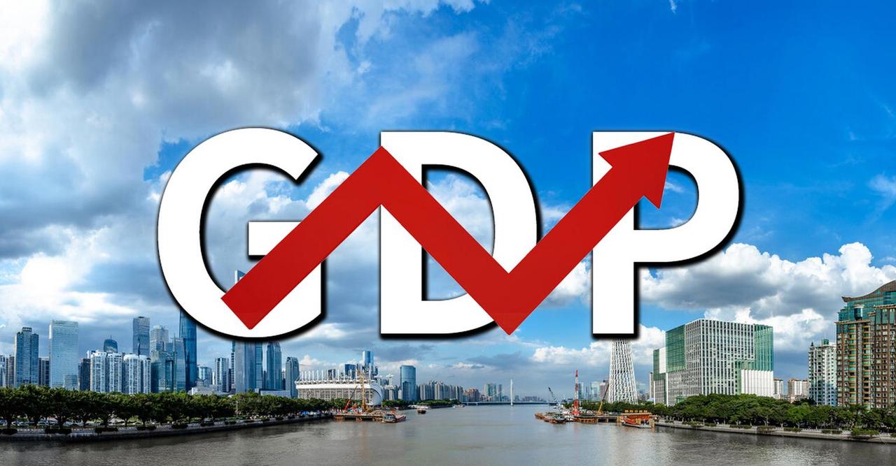 霍尔木兹海峡的“双重封锁”：悬在世界经济头顶的利剑

近期，关于霍尔木兹海峡可能