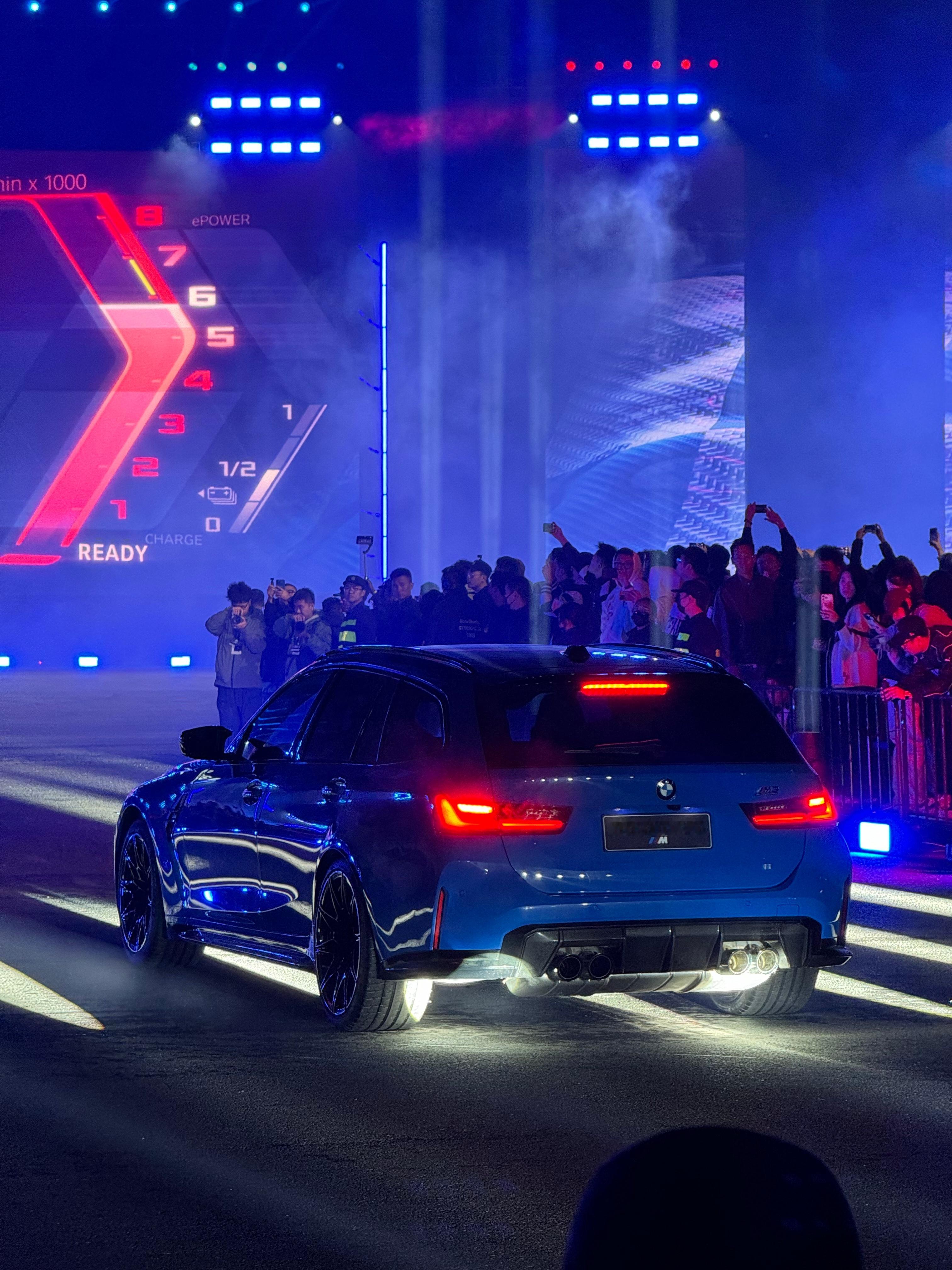 G81 M3 TOURING正式上市，指导价 94.39 万这价格​真的可以冲了