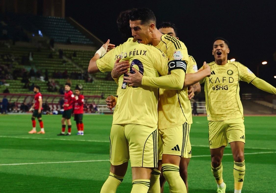 不出所料！利雅得胜利面对联赛排名第14的拉斯永恒，3-0轻松取胜，C罗接菲利克斯