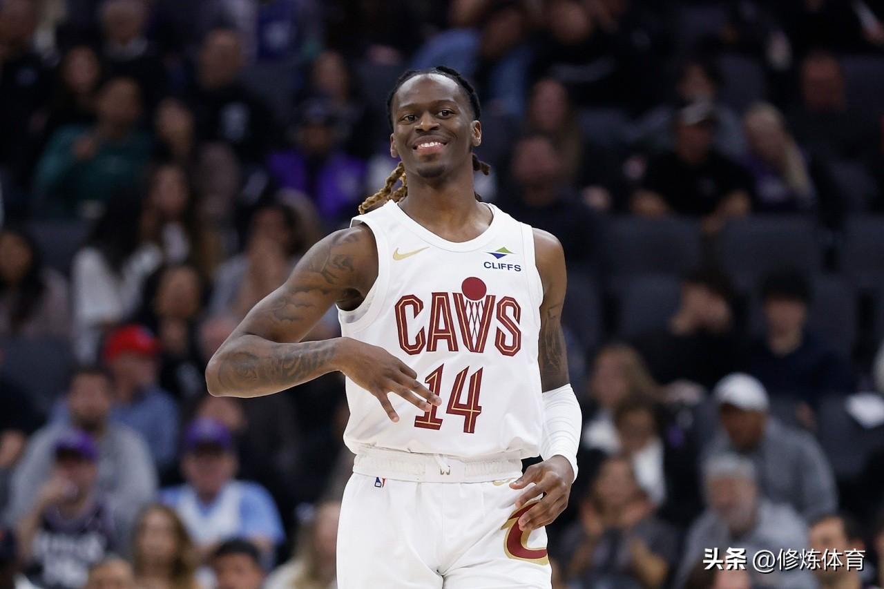 骑士换来埃利斯赚大了啊！防守太适合哈登和米切尔了：

1、埃利斯的作用主要体现在