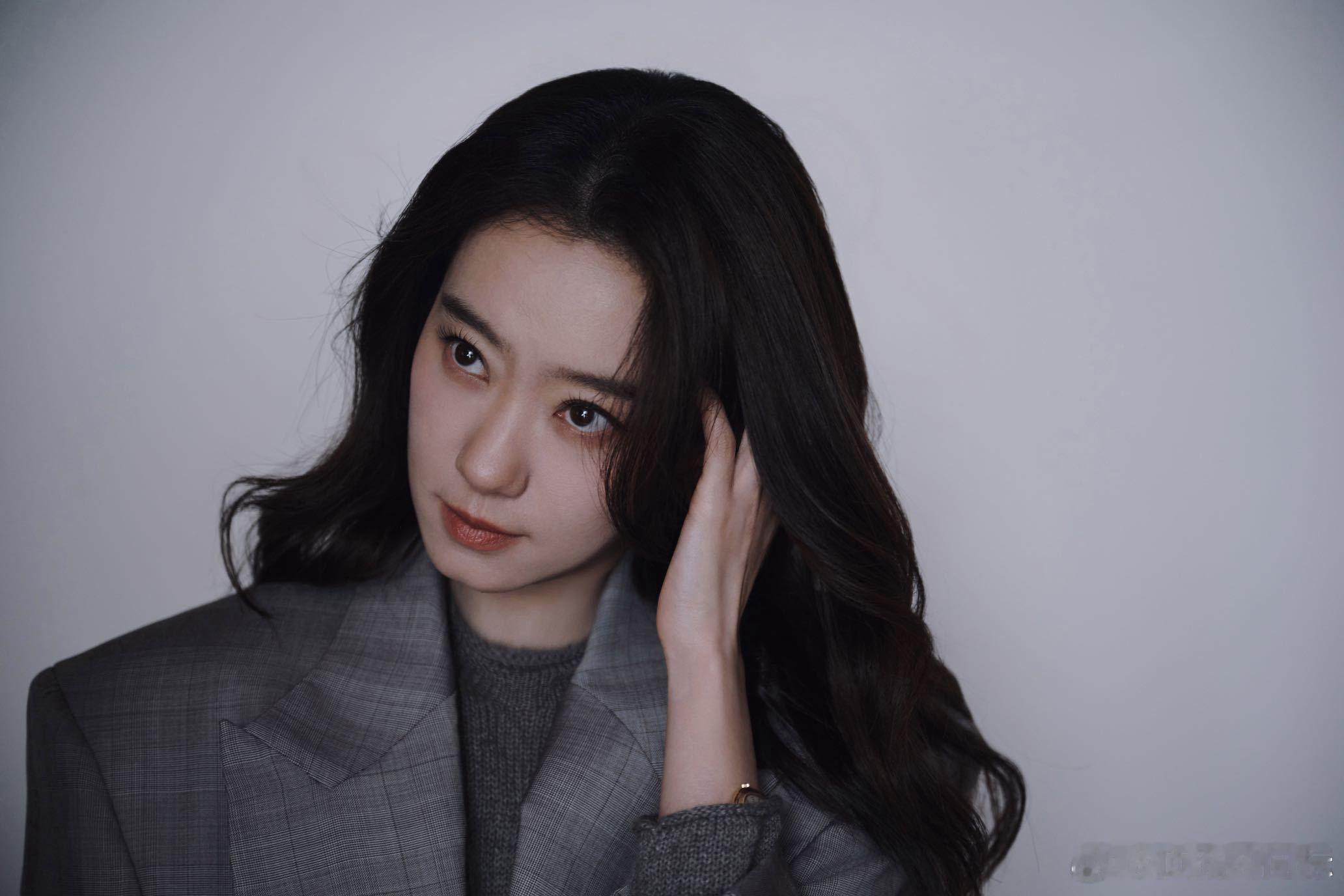 张小斐天坛奖评委首亮相第一次当评委就这么有范儿？张小斐这波亮相那可真的太有绝了 