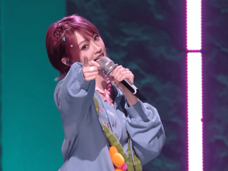 黄灿灿浪姐显化运黄灿灿浪姐拿预言家牌 别人来浪姐是拼舞台拼人气，她倒好直接拿了预