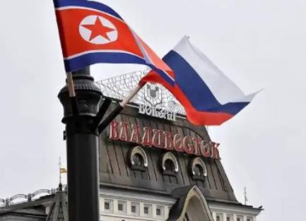 看看朝鲜的下场，就明白为什么我们不对俄罗斯提供军事援助了，在俄乌冲突中，一向与美