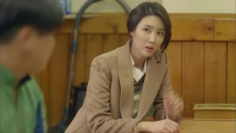 韩国人到底知不知道自己国家有多小😂真的每次看这种反差名场面都笑不活了网友在韩国